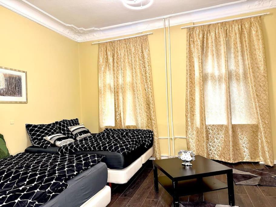 Schoenes Grosses Apartment Im Zentrum Berlins Dış mekan fotoğraf